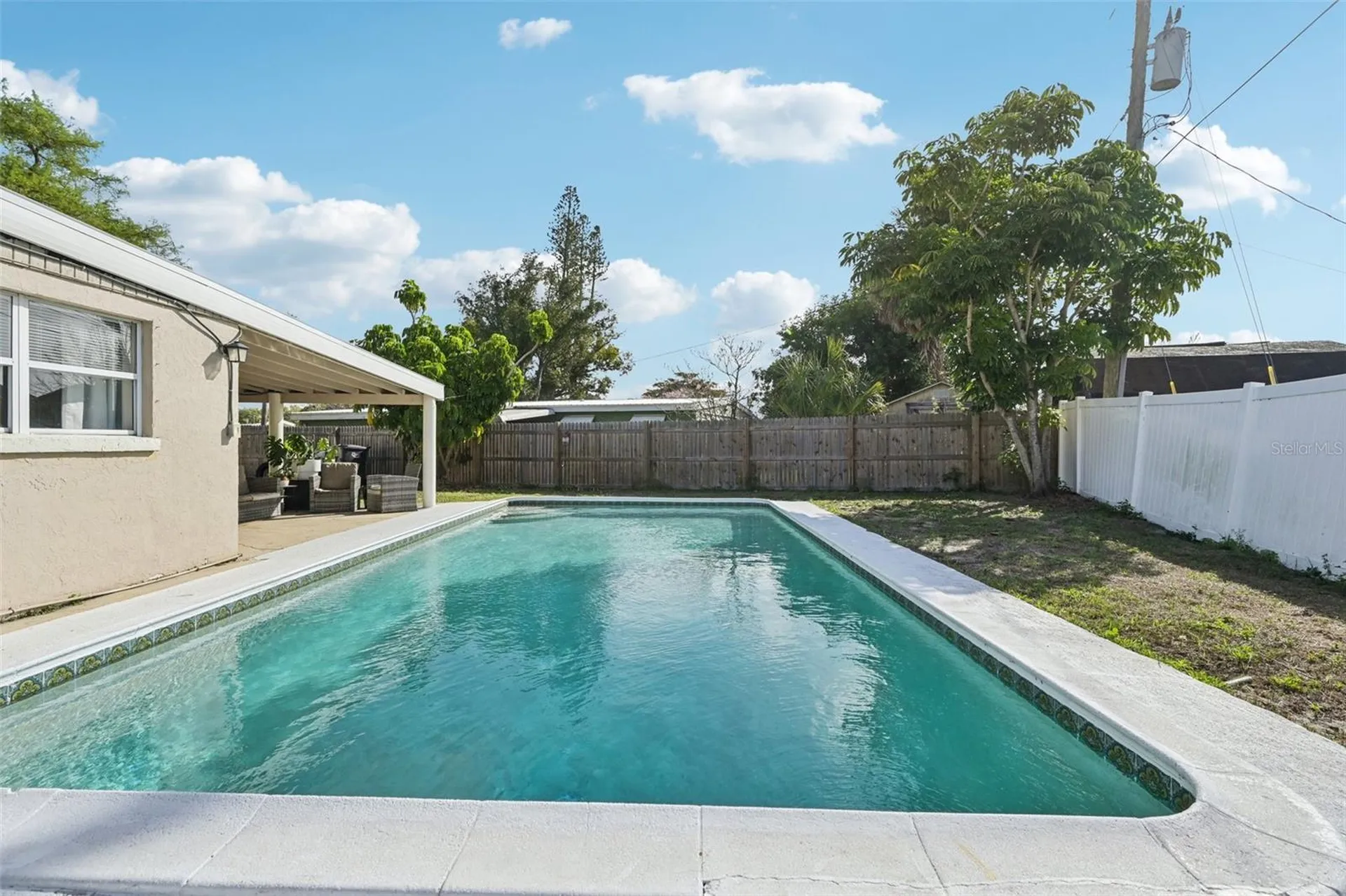 2416 Emory Avenue Bradenton FL 34207