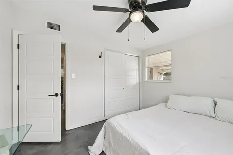 2416 Emory Avenue Bradenton FL 34207