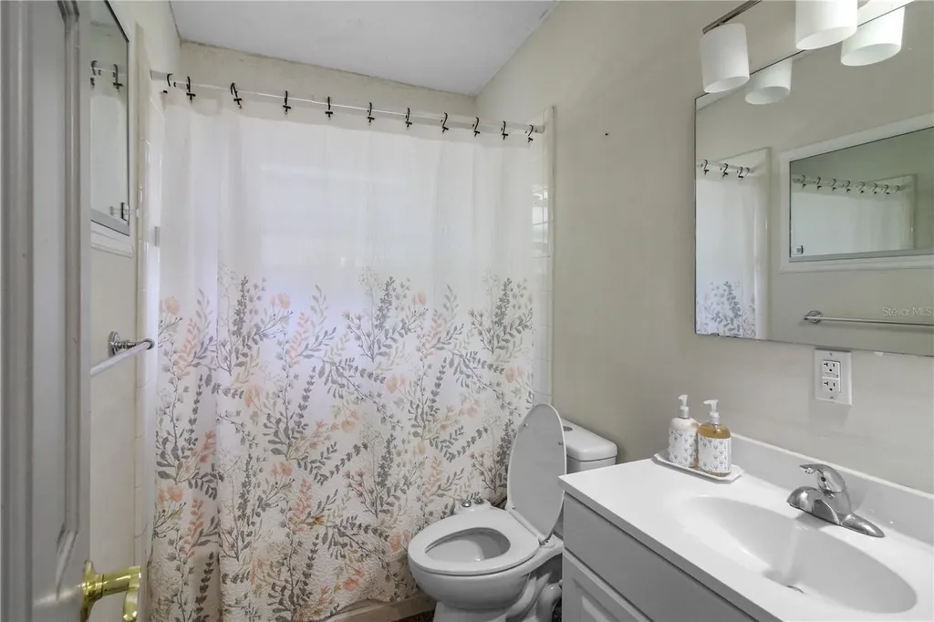 762 Temple Avenue Orange City FL 32763