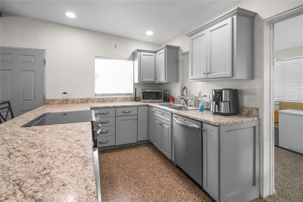 762 Temple Avenue Orange City FL 32763