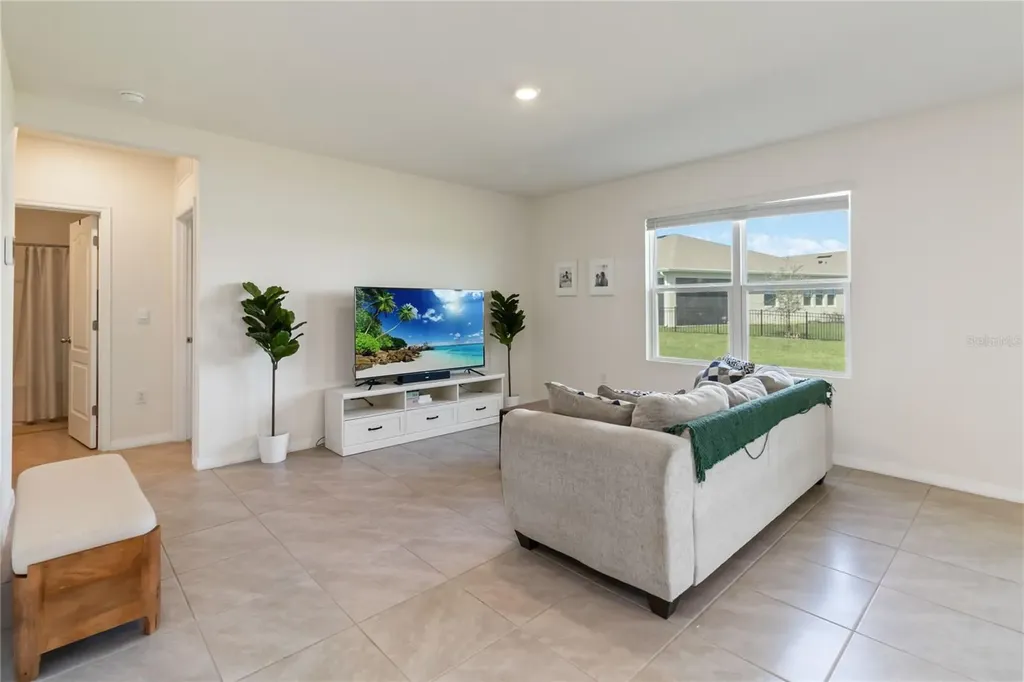 2780 Swooping Sparrow Drive St Cloud FL 34773