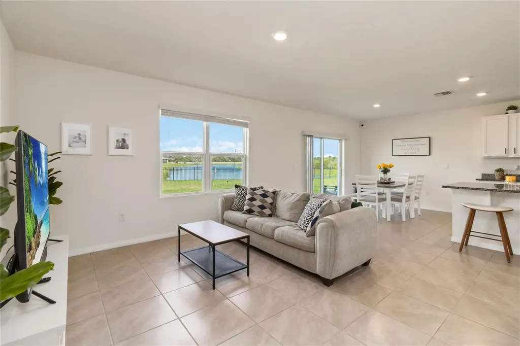 2780 Swooping Sparrow Drive St Cloud FL 34773