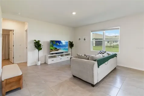 2780 Swooping Sparrow Drive St Cloud FL 34773