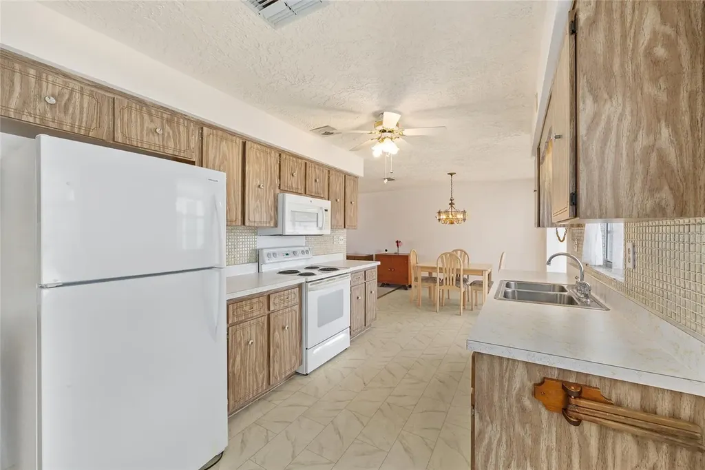 216 S Barbour Street Beverly Hills FL 34465