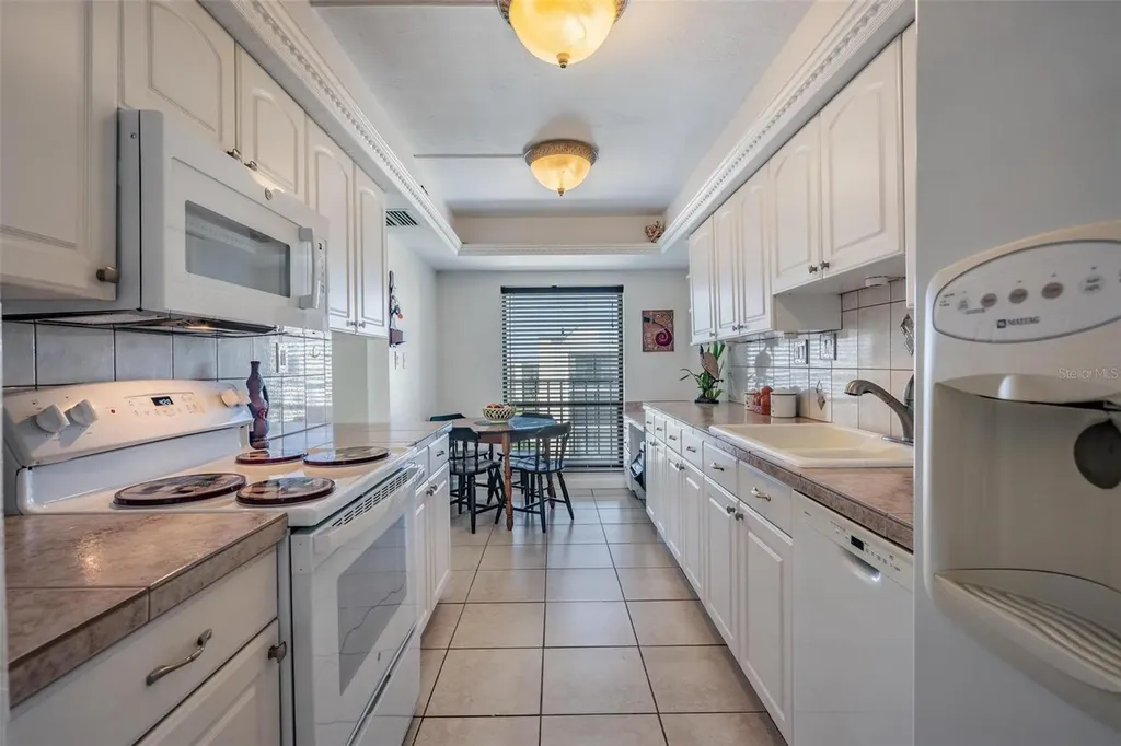 2900 Cove Cay Drive Clearwater FL 33760
