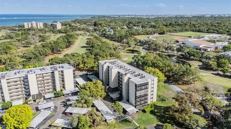 2900 Cove Cay Drive Clearwater FL 33760