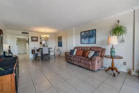 2900 Cove Cay Drive Clearwater FL 33760