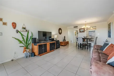 2900 Cove Cay Drive Clearwater FL 33760