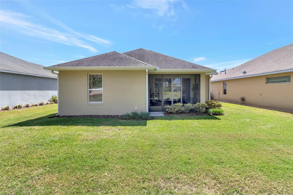 8093 Bridgeport Bay Circle Mount Dora FL 32757