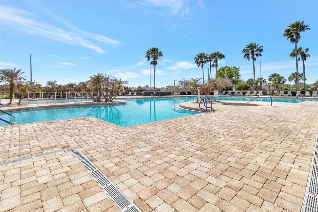 8093 Bridgeport Bay Circle Mount Dora FL 32757