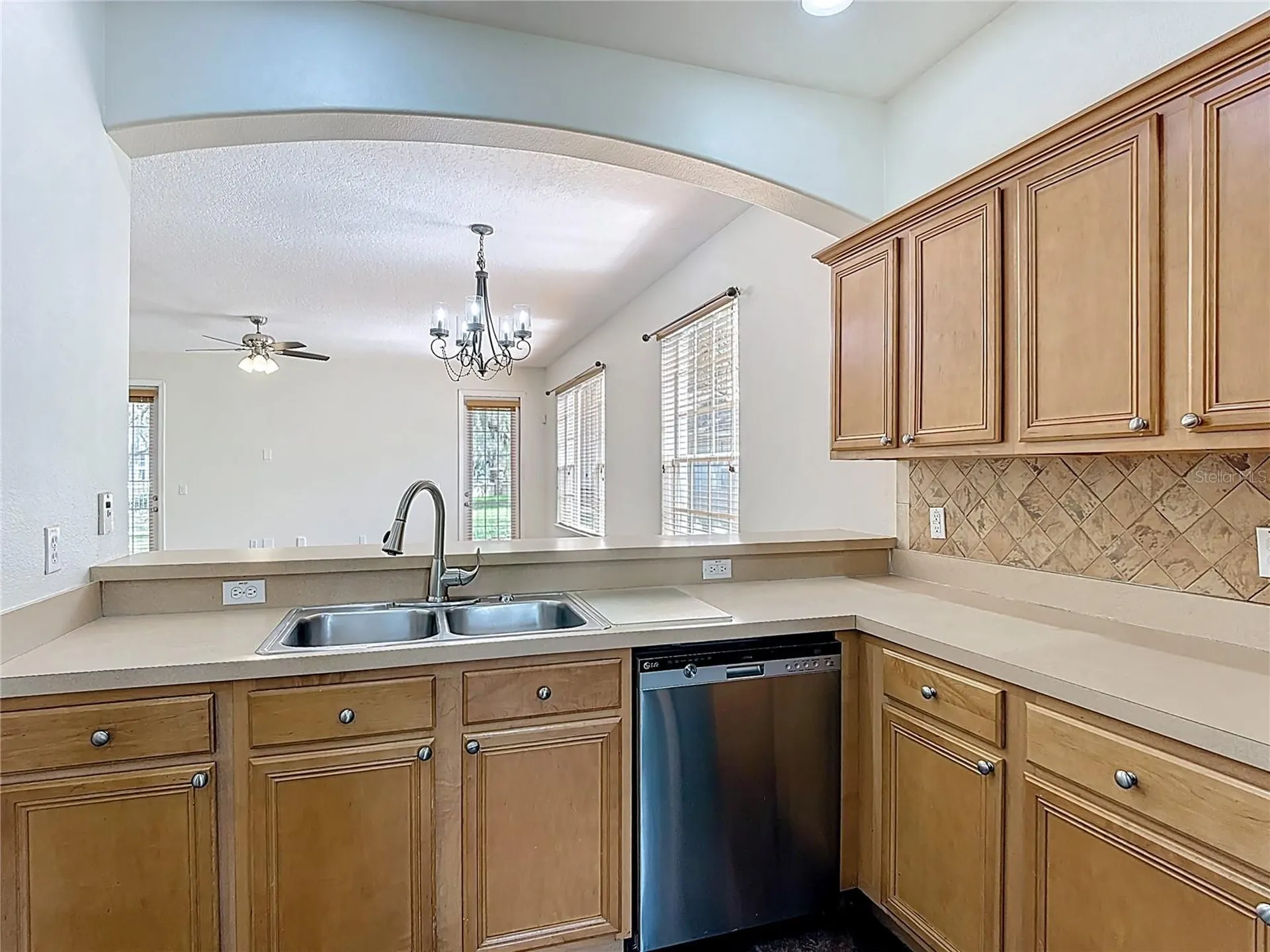 2808 Eagle Claw Court Kissimmee FL 34746