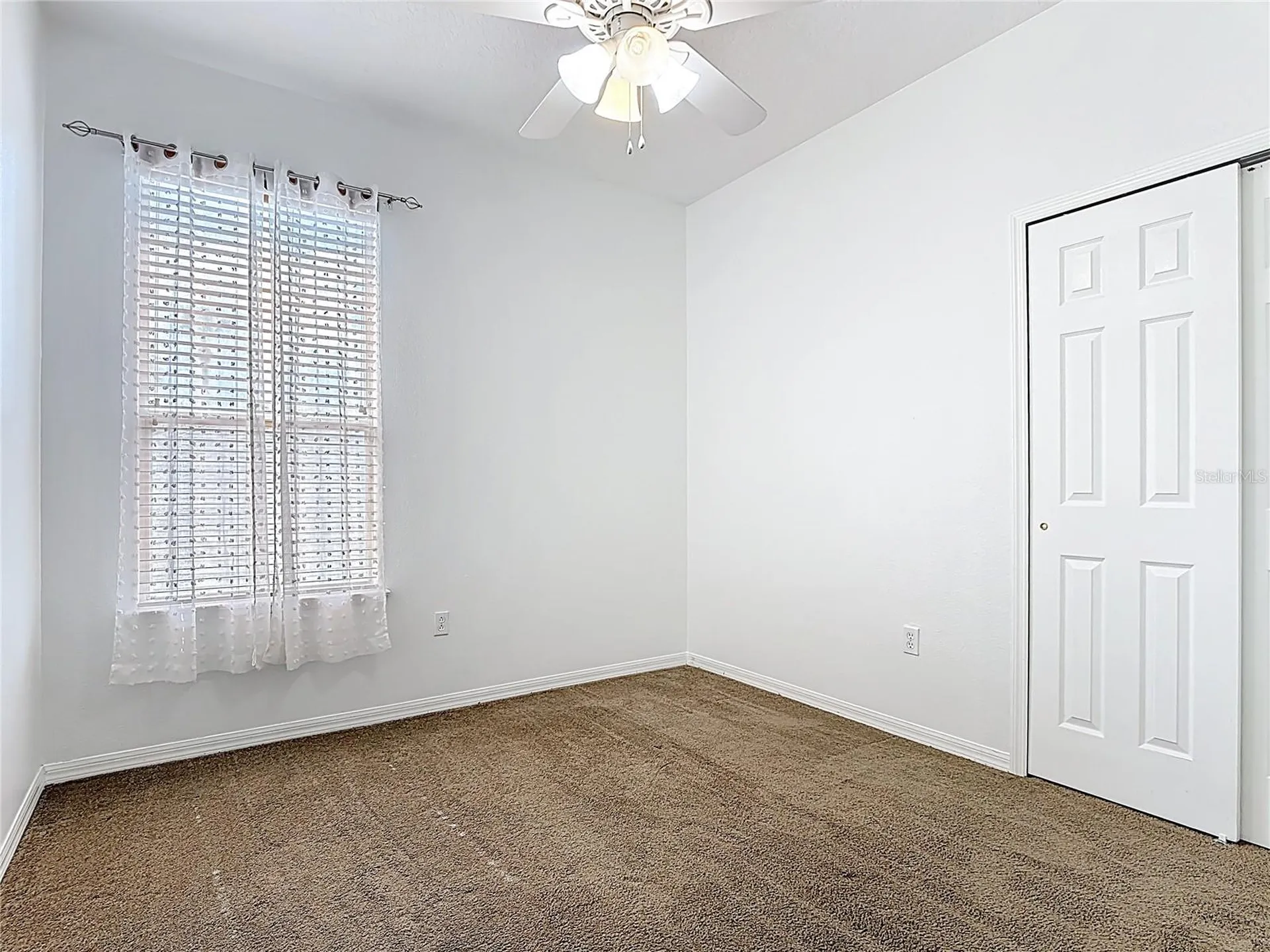 2808 Eagle Claw Court Kissimmee FL 34746