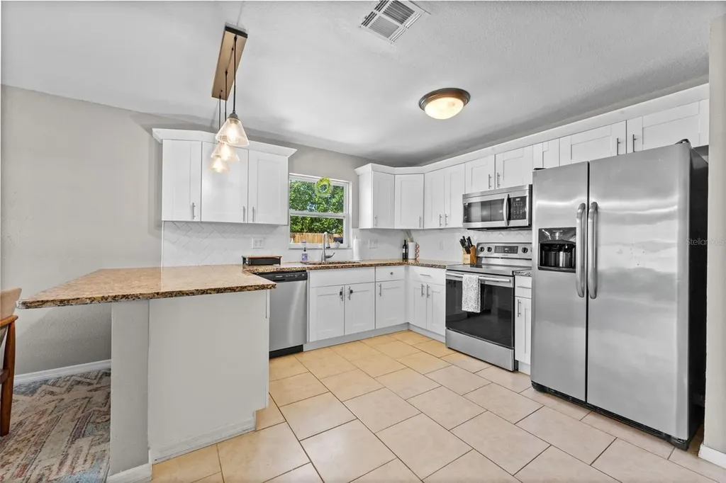 251 Davison Avenue NE St Petersburg FL 33703
