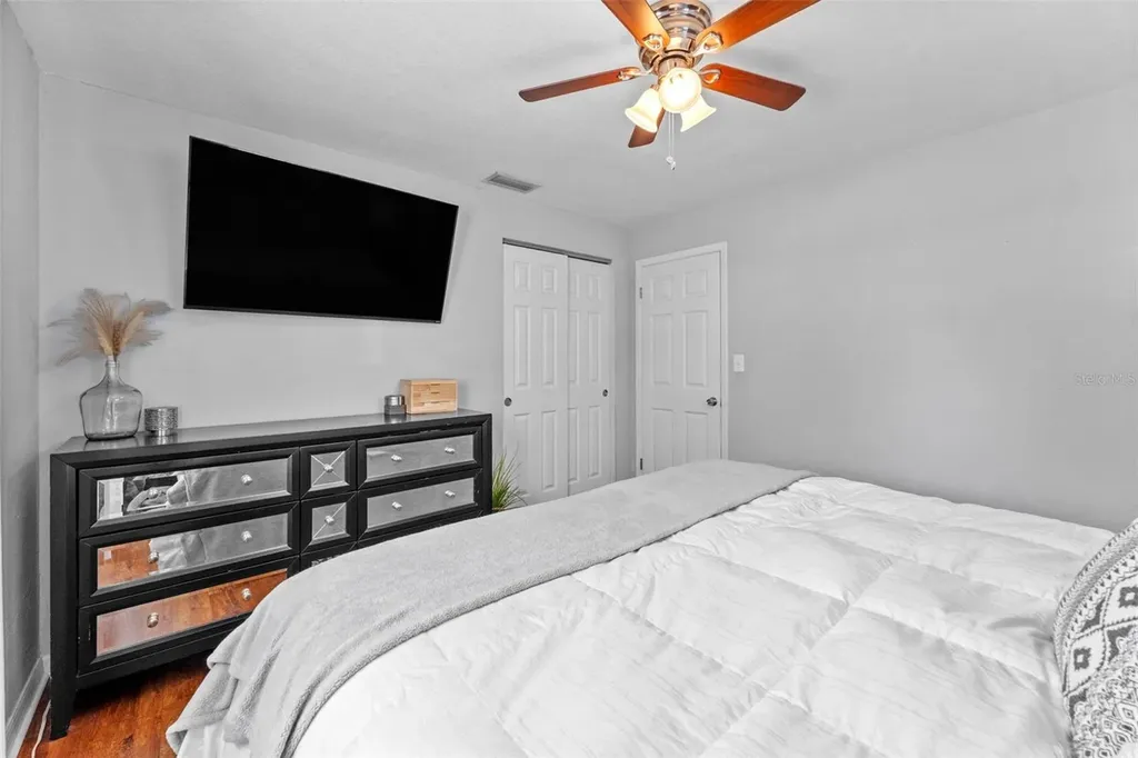 251 Davison Avenue NE St Petersburg FL 33703