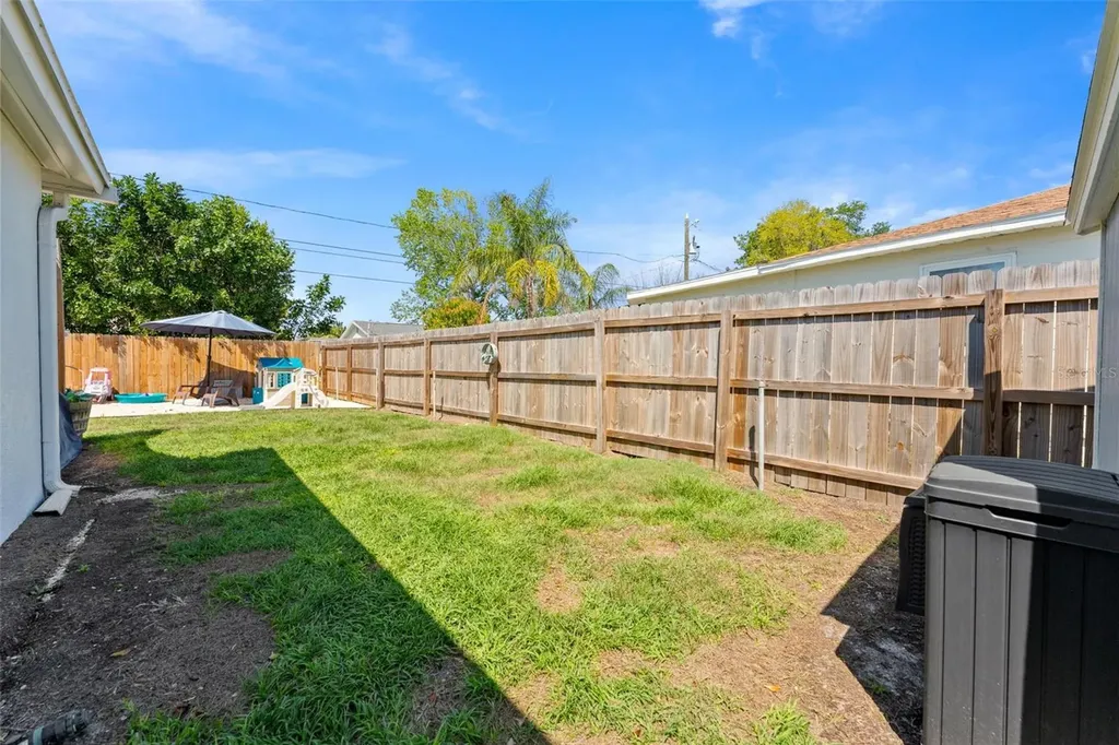 251 Davison Avenue NE St Petersburg FL 33703