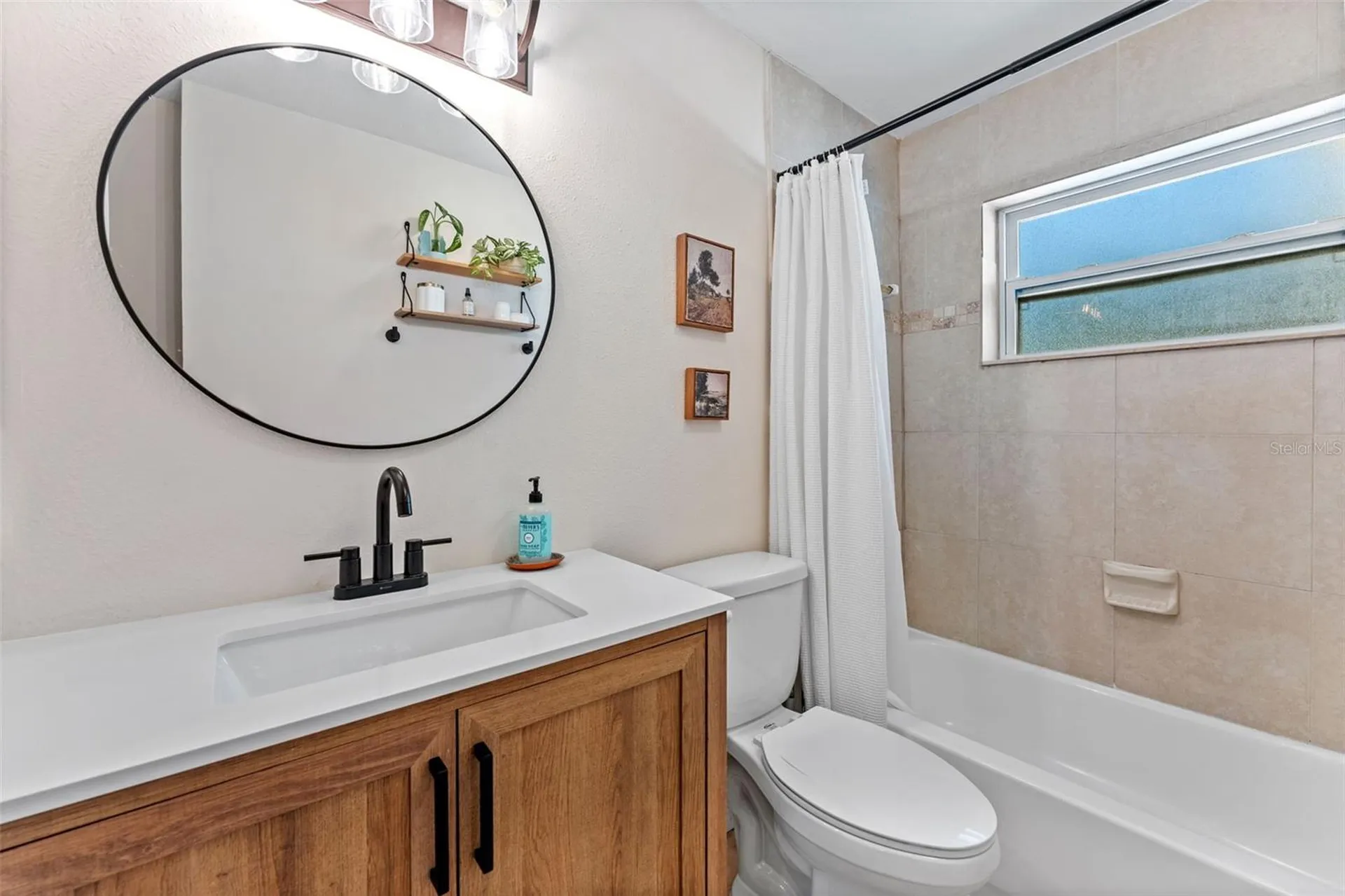 251 Davison Avenue NE St Petersburg FL 33703