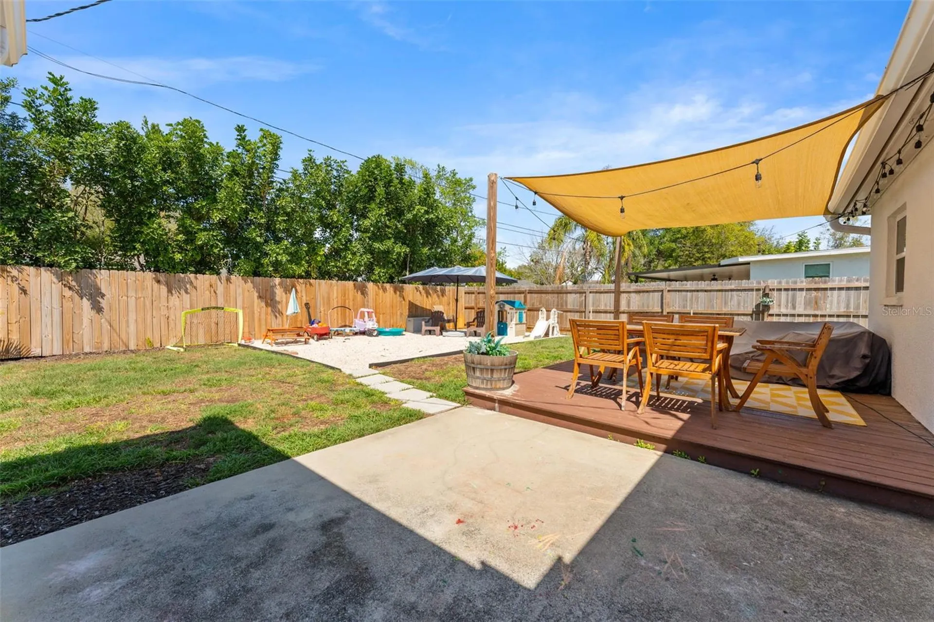 251 Davison Avenue NE St Petersburg FL 33703