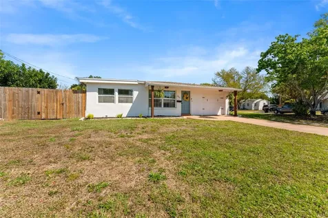 251 Davison Avenue NE St Petersburg FL 33703