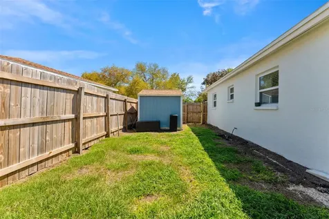 251 Davison Avenue NE St Petersburg FL 33703