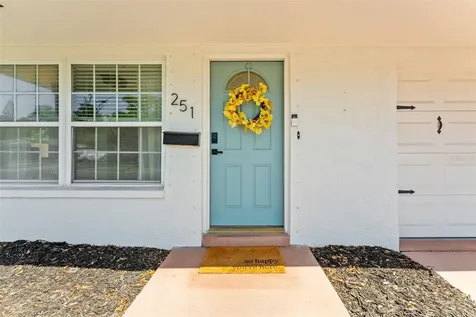 251 Davison Avenue NE St Petersburg FL 33703