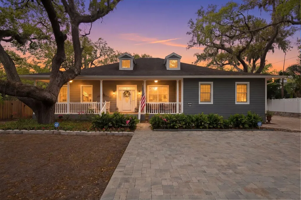 2351 NE Coachman Road Clearwater FL 33765