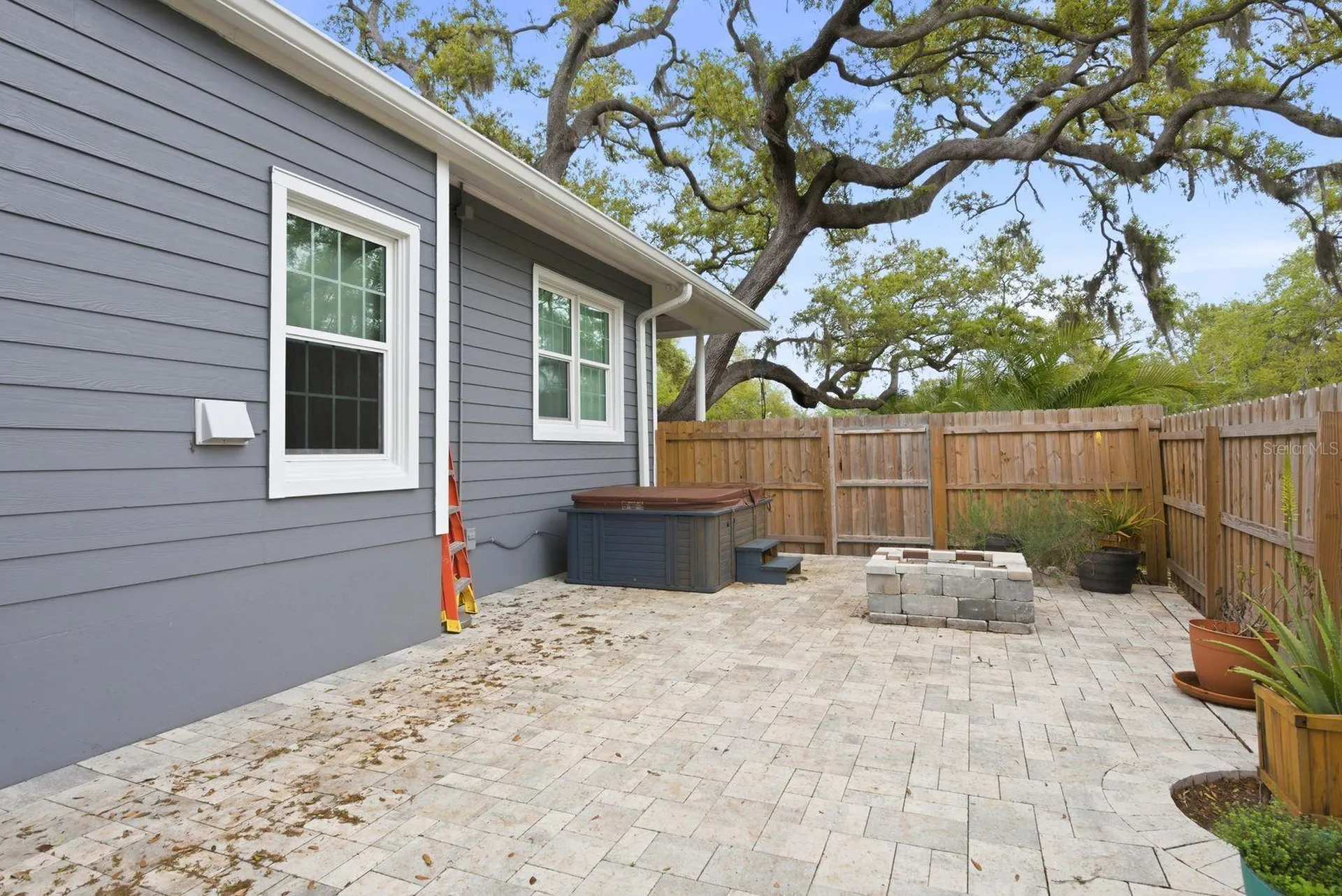 2351 NE Coachman Road Clearwater FL 33765