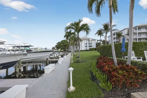 915 Bay Colony Drive S Juno Beach FL 33408