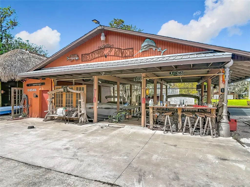 24545 Snail Road Astor FL 32102