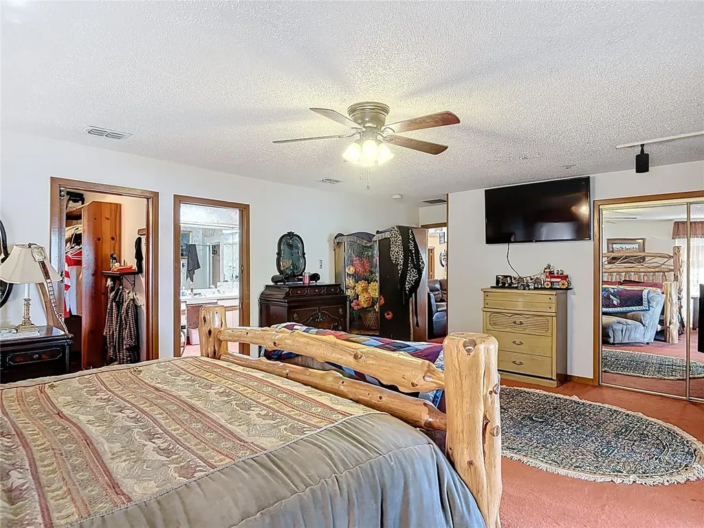24545 Snail Road Astor FL 32102