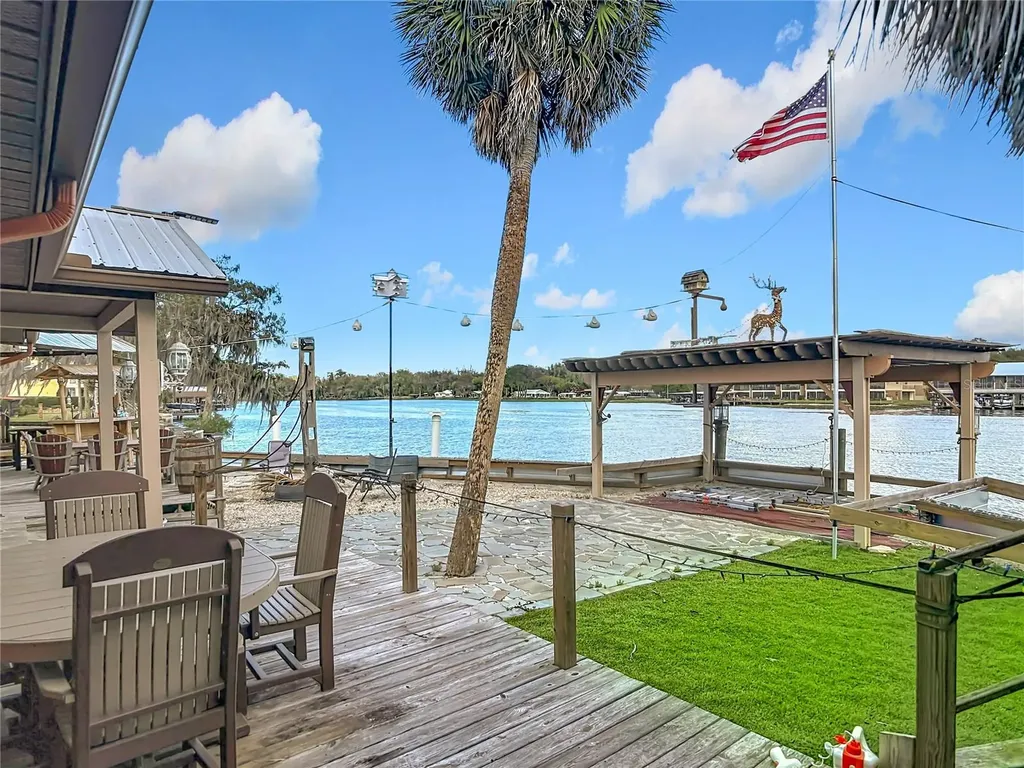 24545 Snail Road Astor FL 32102
