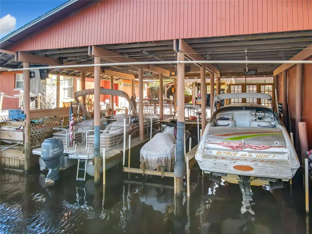 24545 Snail Road Astor FL 32102