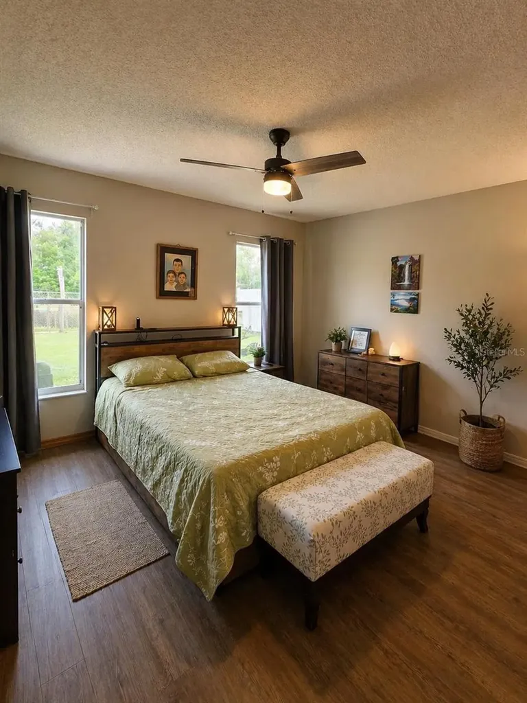 1927 Gamboge Drive Orlando FL 32822