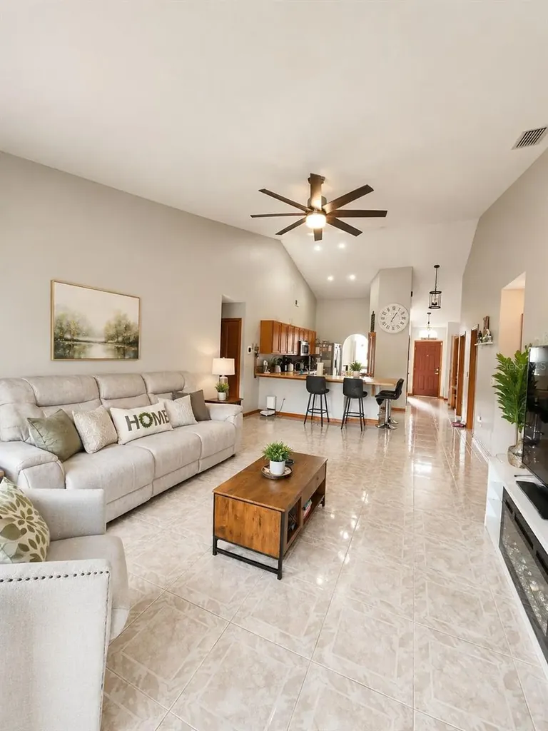 1927 Gamboge Drive Orlando FL 32822