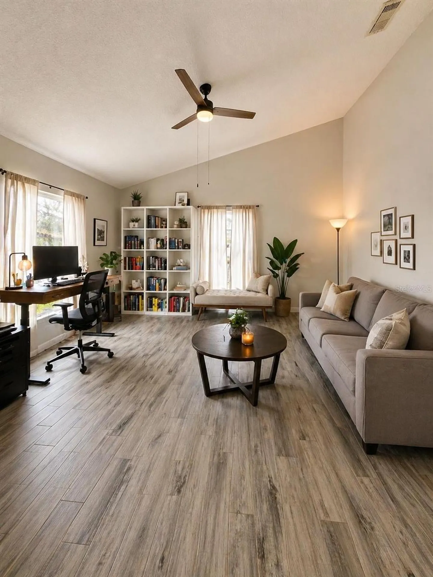 1927 Gamboge Drive Orlando FL 32822