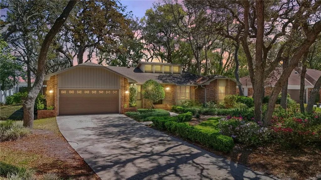 529 Burnt Tree Apopka FL 32712