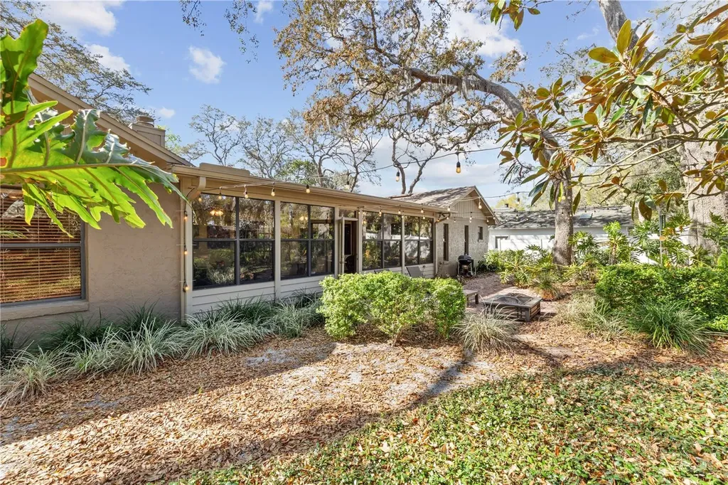 529 Burnt Tree Apopka FL 32712