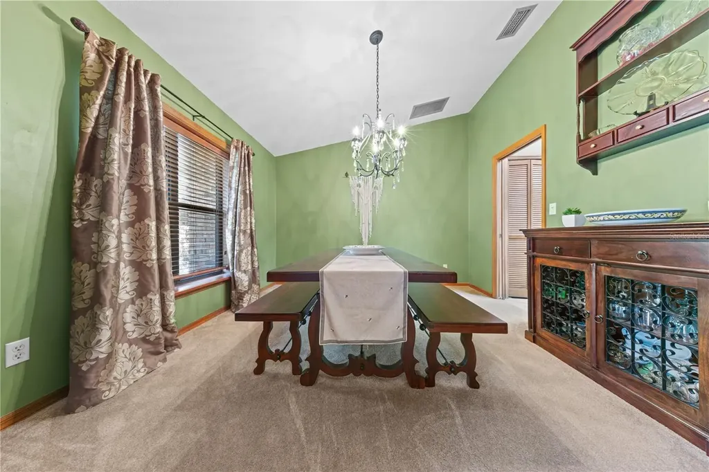 529 Burnt Tree Apopka FL 32712