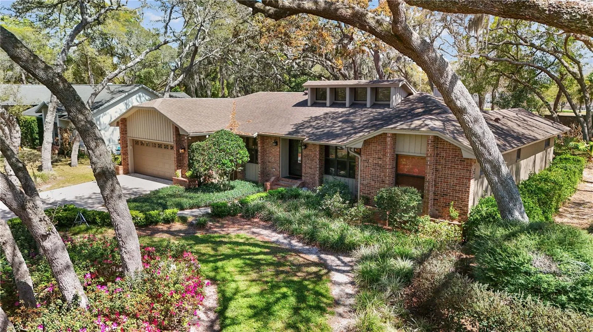 529 Burnt Tree Apopka FL 32712