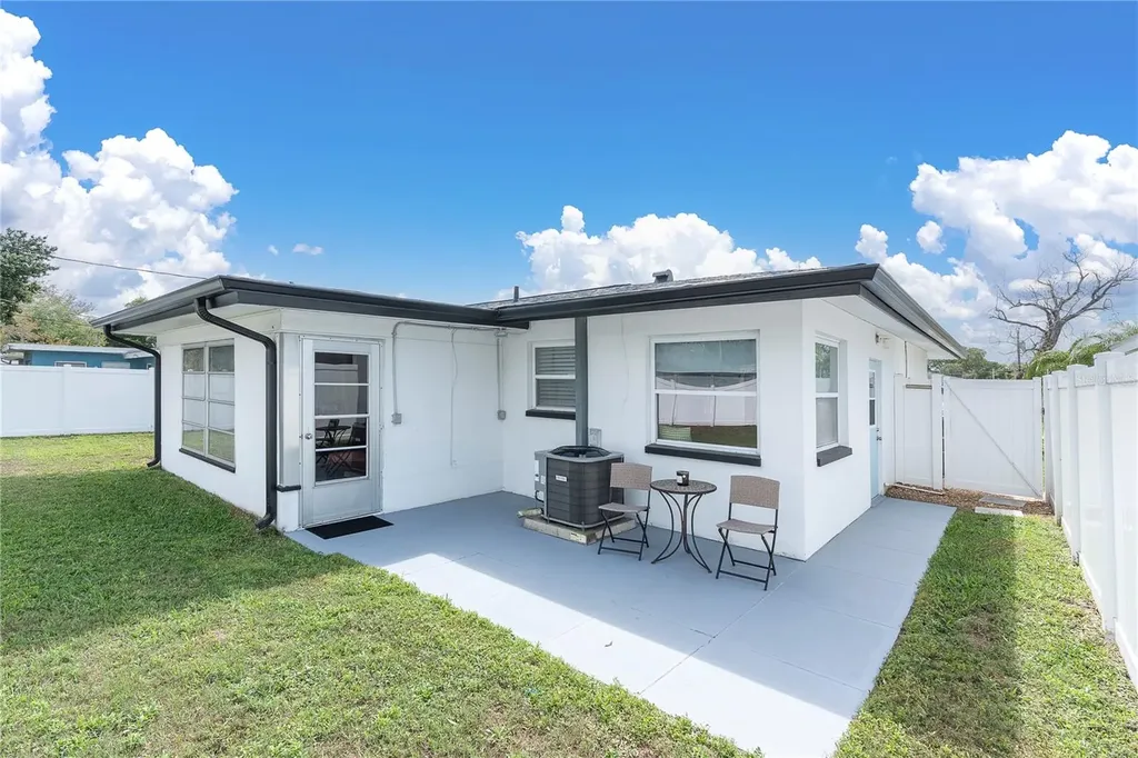 2336 Nash Street Clearwater FL 33765