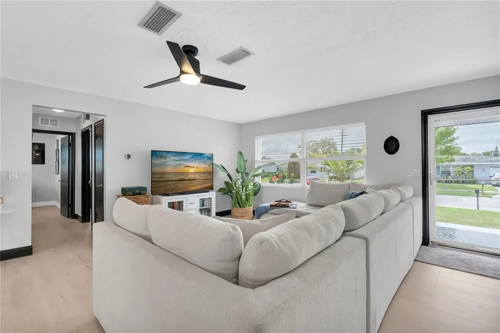 2336 Nash Street Clearwater FL 33765