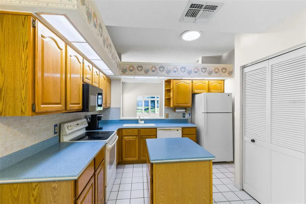 5884 Parkview Point Drive Orlando FL 32821