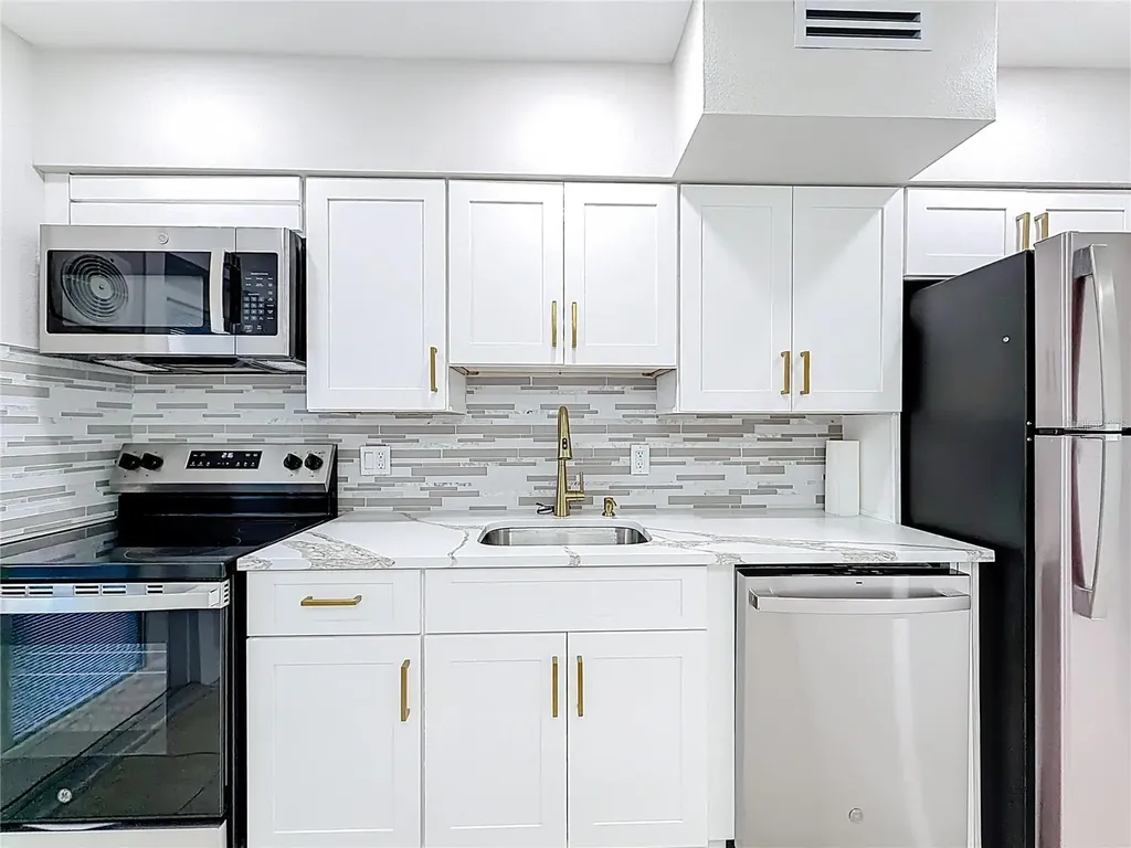 1840 Shore Drive S South Pasadena FL 33707