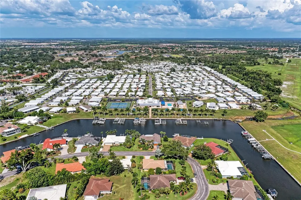 2 S Flora Vista Street Englewood FL 34223