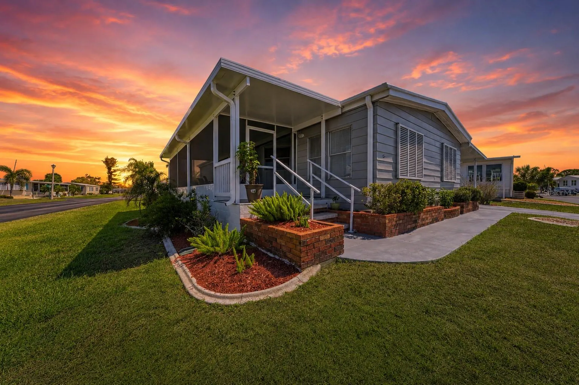 2 S Flora Vista Street Englewood FL 34223
