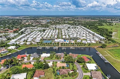2 S Flora Vista Street Englewood FL 34223