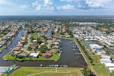 2 S Flora Vista Street Englewood FL 34223