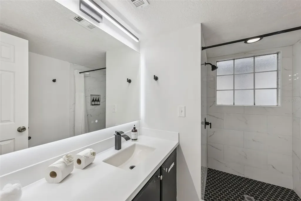 2002 Royal Bay Boulevard Kissimmee FL 34746