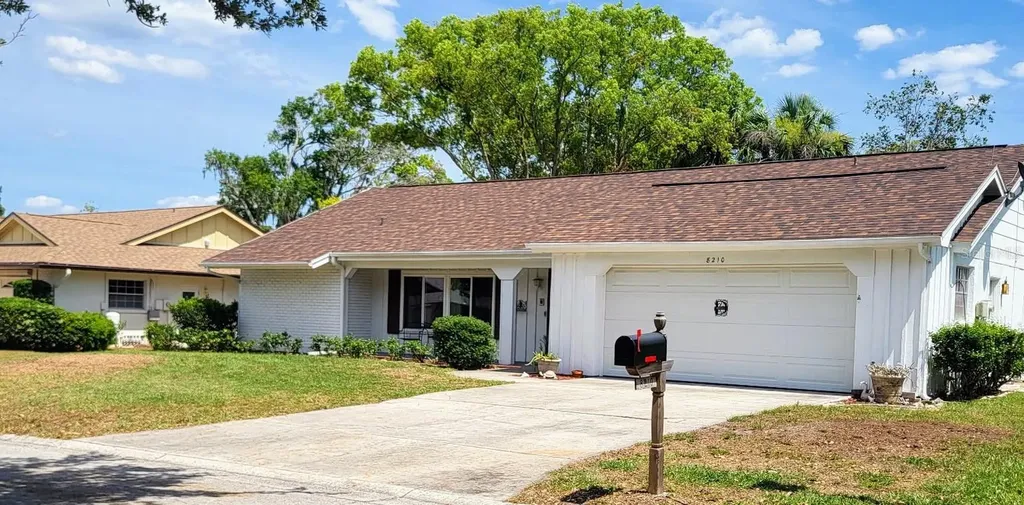 8210 Valley Stream Lane Hudson FL 34667