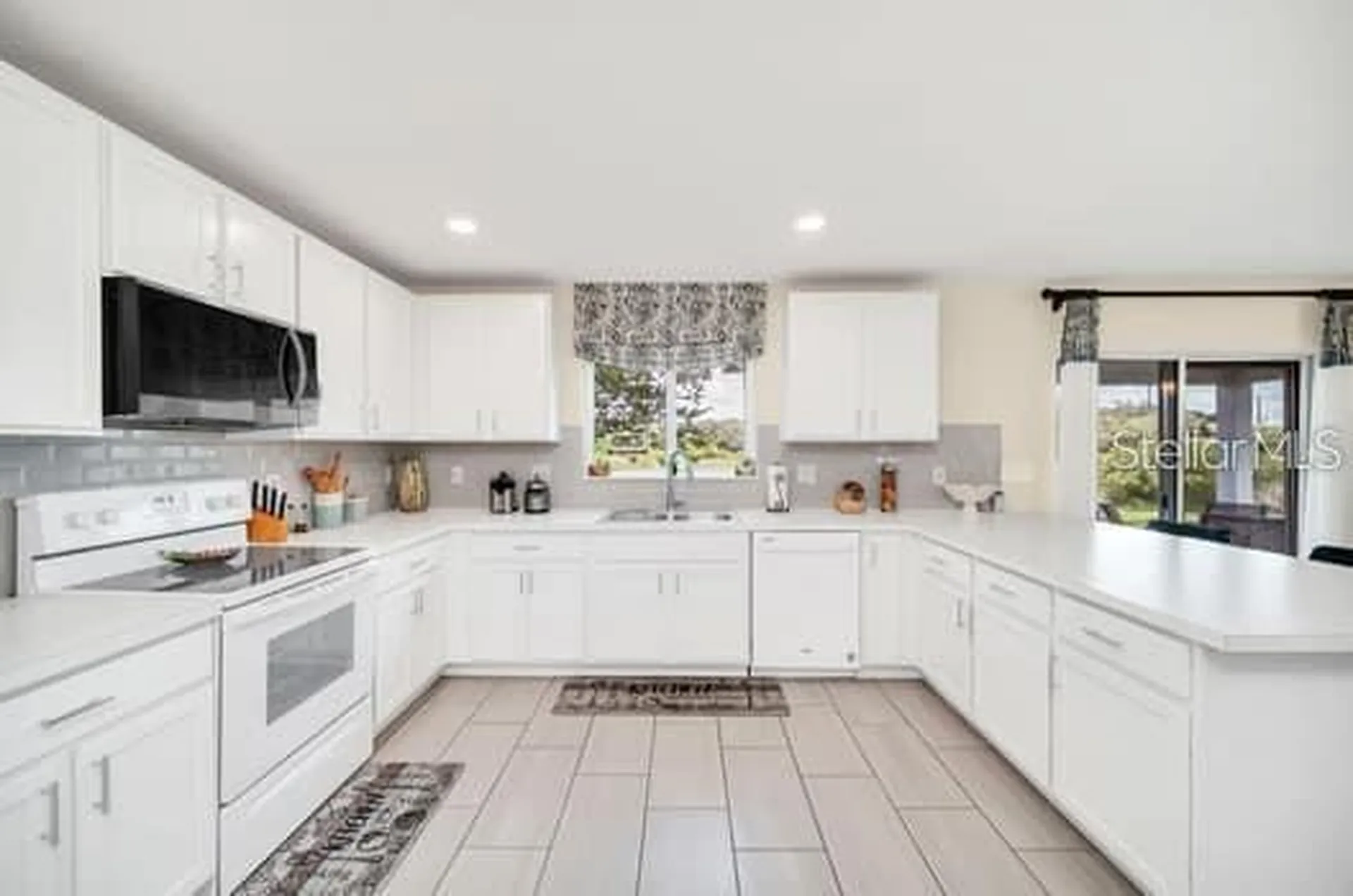 321 Preserve Pointe Boulevard Davenport FL 33837