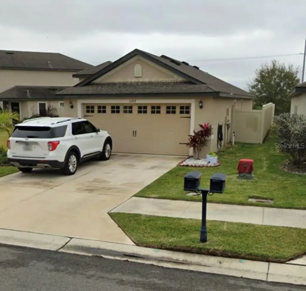 2289 Caspian Drive Lakeland FL 33805